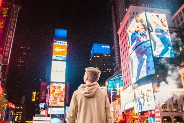 Image for article 'Advertising in 2019 – beautifully bold or sweetly simple?'