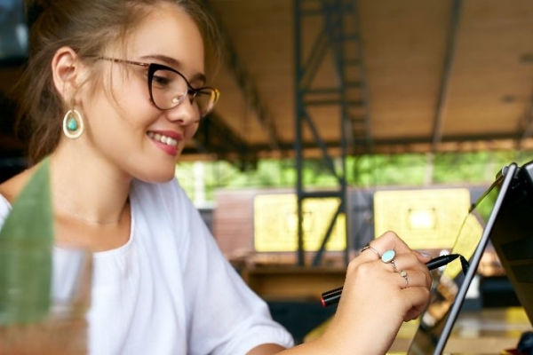 Image for article 'Welcoming back Hanna – the shift to the delegate-curated event'